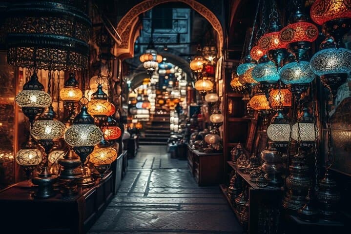 Luxury shopping tour in Giza &cairo &Khan Elkhalili bazaar & meal