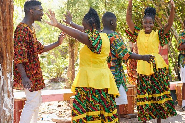 Authentieke Garifuna Drummen en Dansen Klasse in Hopkins Belize