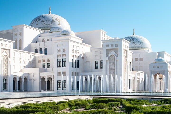Abu Dhabi City Tour with Qasr Al Watan Palace Entry Ticket