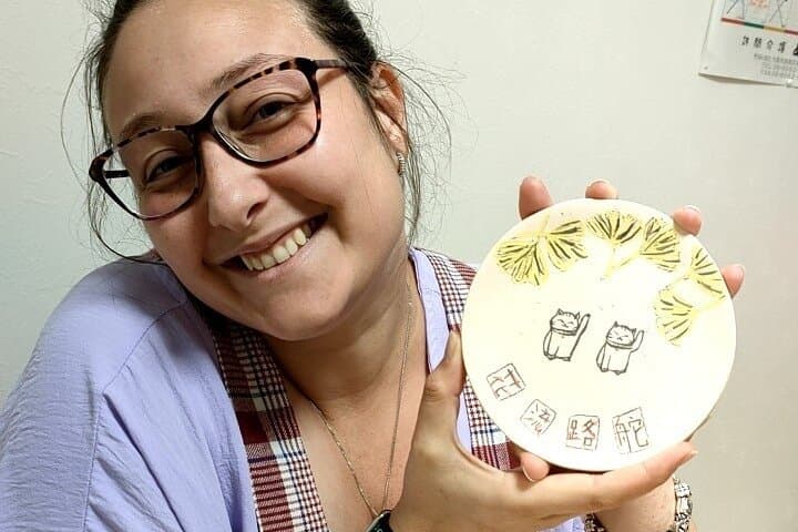 2 Hours Private Painting of Ceramics in Osaka