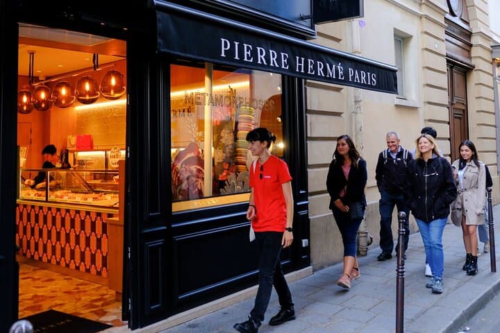 Le Marais Walking Tour: Hidden Stories, History & Local Life