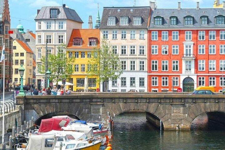 コペンハーゲン市内中心部からカストラップ空港 (CPH) へ移動