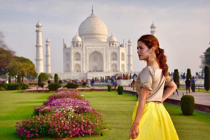 Von Jaipur nach Taj Mahal Same Day Tour mit 5-Sterne-Mittagessen