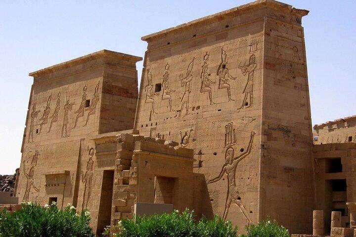 Nile Treasures Assuan a Luxor 4 giorni crociera spedizione