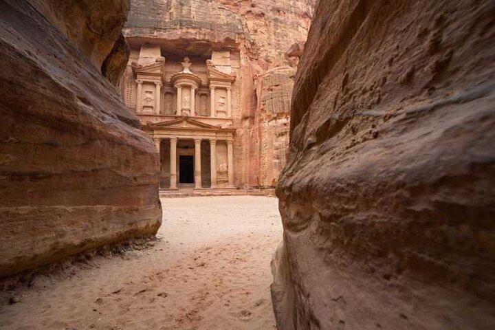 Passeio de 2 dias | Petra, Wadi Rum e Mar Morto de Amã.