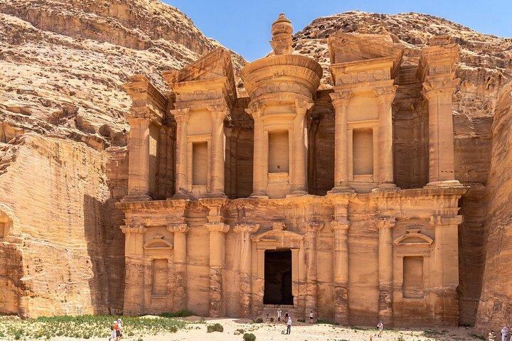 Da Amman: tour di Petra e del Mar Morto