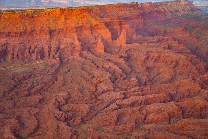 Canyon Country Sunset Helicopter Tour - 60 Minuten