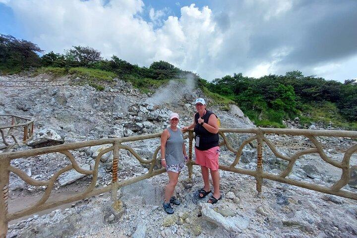 Vulcano Miravalles: Cratere secondario e giungla di sorgenti termali