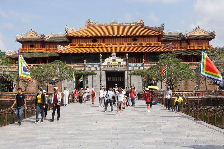 Hue : Imperial City Walk, Motorradtour & private Autooptionen