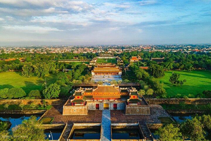 Hue : Imperial City Walk, Motorradtour & private Autooptionen