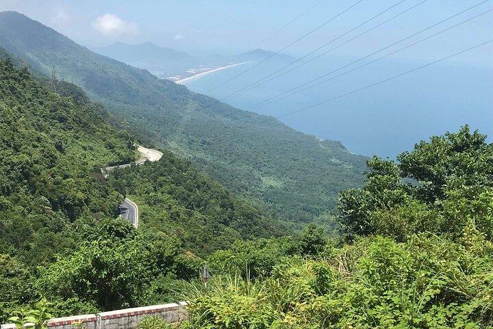 Hue a Hoi An con giro turistico via Golden Bridge, Hai Van Pass