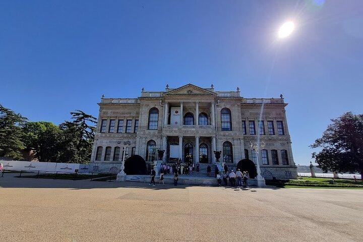 Istanbul Guidato Palazzo Dolmabahce e Sunset Yacht Experience