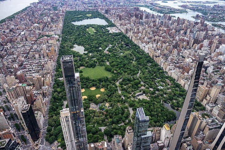 Private Romantic NYC Helicopter Scenic Charter with Champagne