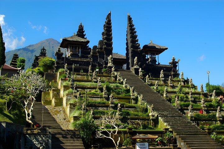 Visita al templo de Besakih, templo de Kehen, Tirta Empul, templo de Goa Gajah