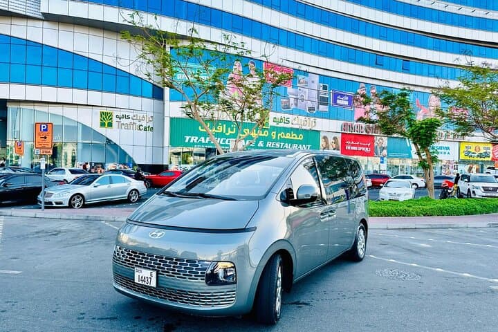 From Dubai: Private Chauffeur Service to Abu Dhabi