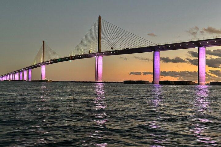 Private Sunset & Skyway Bridge Lights Tour i Sankt Petersborg, FL