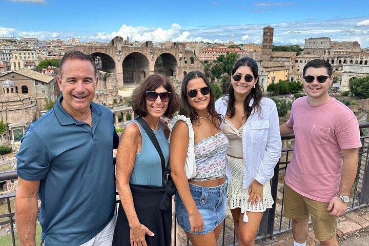 Exclusive Tour of the Colosseum with Arena Floor & Roman Forum