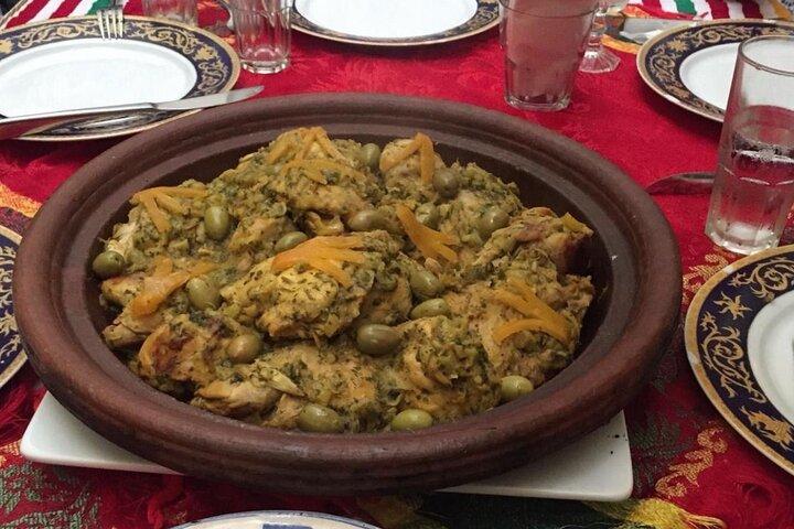 4-hour Cooking Class in a Moroccan Kitchen with a Chef
