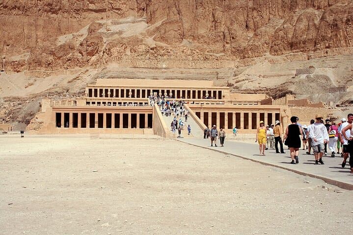Hot Air Balloon & Half Day West Bank Tour of Luxor