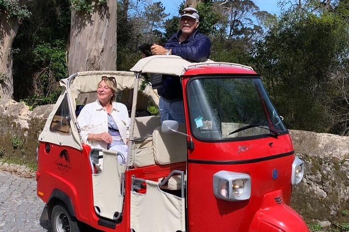 Private Tuk Tuk Tour in Sintra
