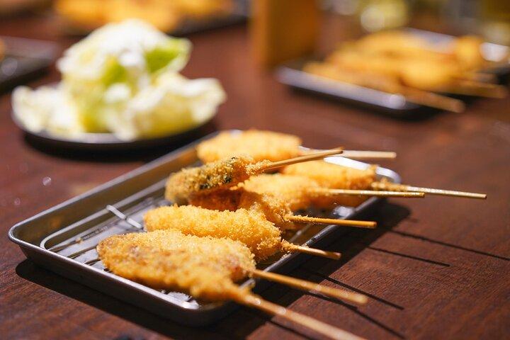 Osaka Bar Hopping Night Walking Tour à Namba (3 bars, 6 goûts)