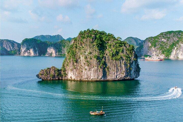 Bedste kærlighed - Heldagsbådtur til Lan Ha Bay og Ha Long Bay