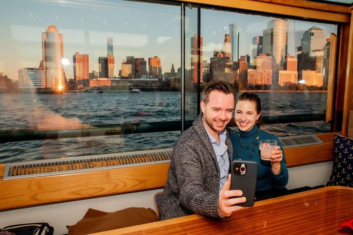 New York City Holiday Sunset Sightseeing Cruise