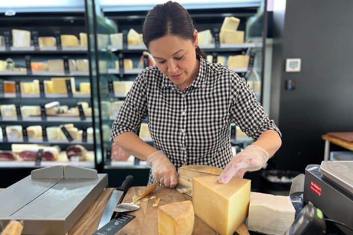 Sydney Food Tour with 6 Authentic Tastings by Secret Food Tours