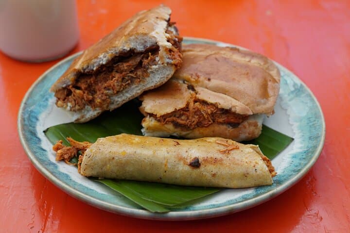 Mexico City : Street Food to Home Cooking Food Tour