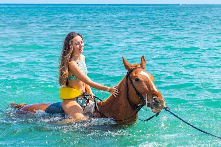 Lethe Bamboo Rafting, ATV, Reittour in Montego Bay
