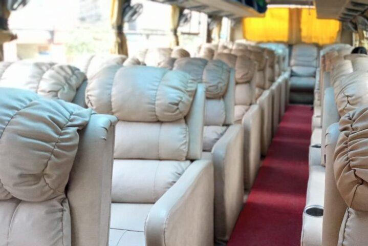 Autobús con sofá de lujo de Katmandú a Pokhara