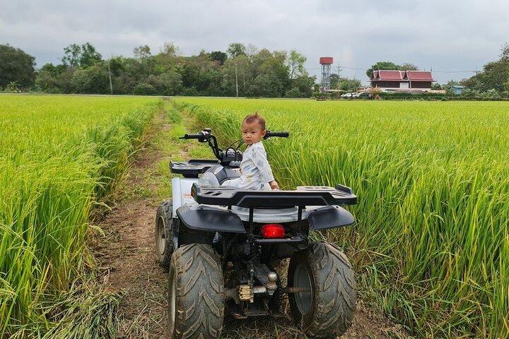アユタヤ自転車ツアー、ATV、水上マーケット、サンセット セイル