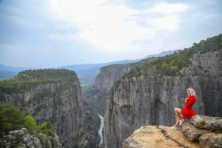 Tour combinato del Tazı Canyon e Rafting da un lato