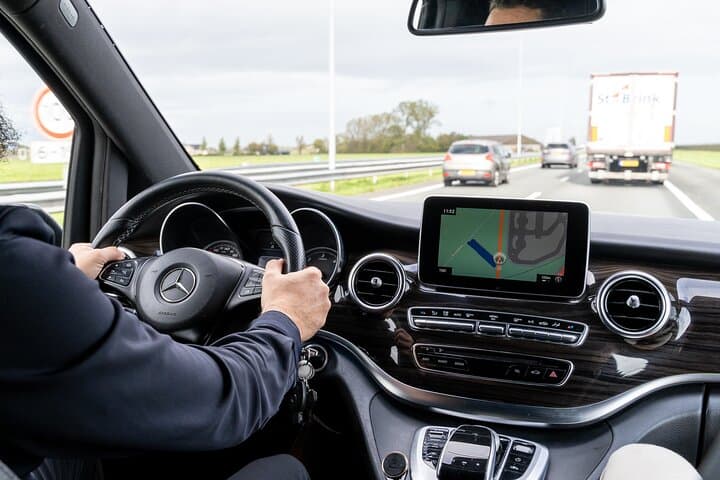 Private Taxi Airport Transfer to or from Schiphol Airport (AMS)