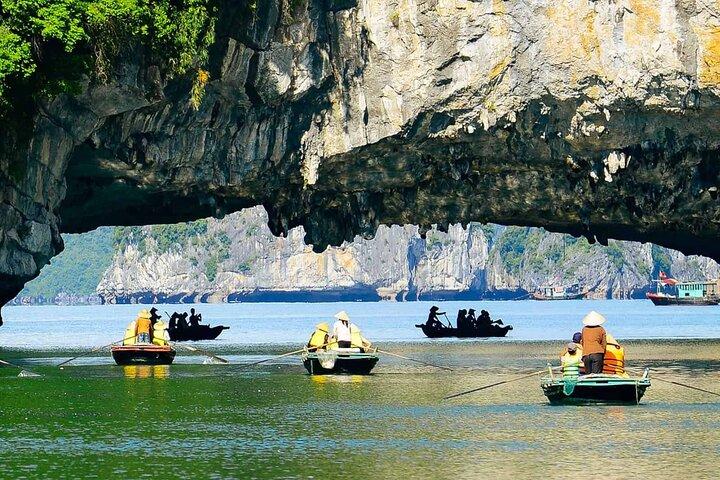 Ha Long Bay - Crociera di lusso a 5 stelle - All Inclusive 2D1N e 3D2N