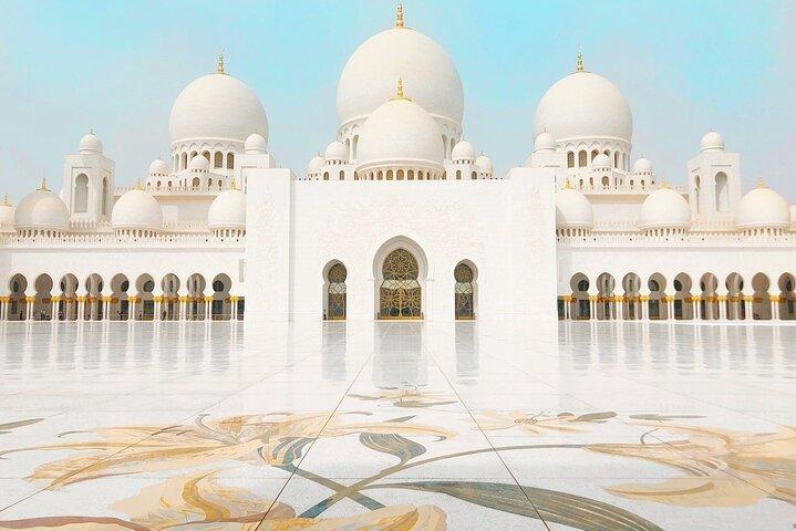 Tour e visite turistiche della città di Abu Dhabi di un'intera giornata