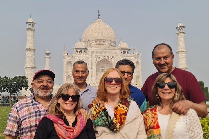 Taj mahal Tour with Taj Entry Ticket and Guide