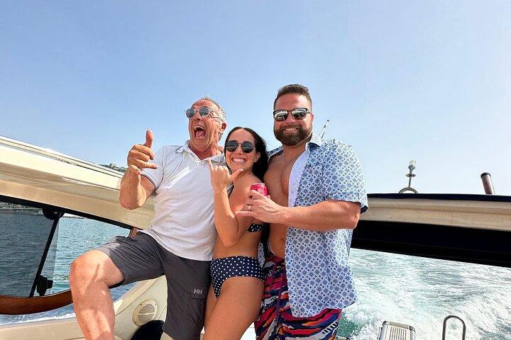 De Sorrente : Excursion d'une journée en bateau Capri & Blue Grotto Jusqu'à 8 personnes