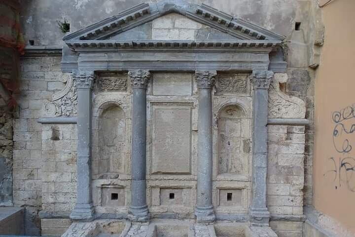 Visita guiada privada al palacio de Knossos y compras en la ciudad de Heraklion
