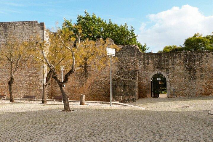 Tavira Zelfstandige stadswandeling & speurtocht