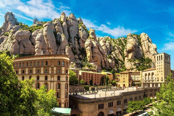 Deluxe Shore Excursion of Barcelona
