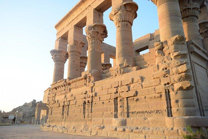 Tour privato dell'alta diga di Assuan e del tempio di Philae