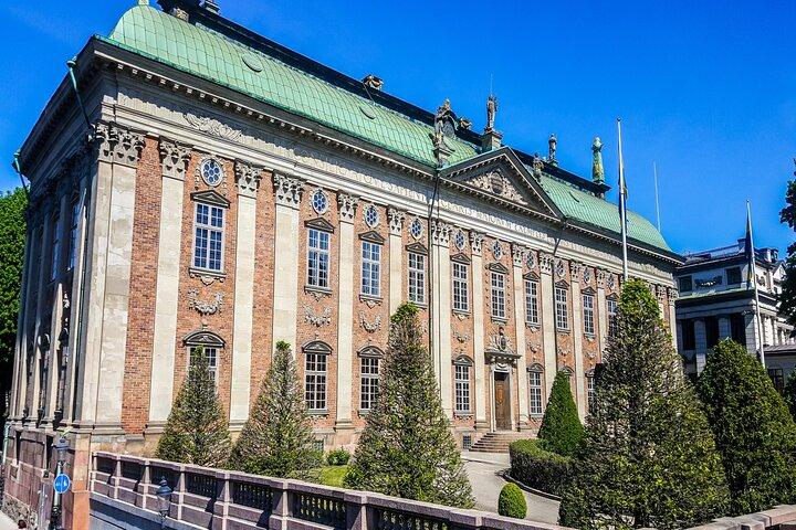 Stockholms kongeslots museer Gamla Stan Spring køen over