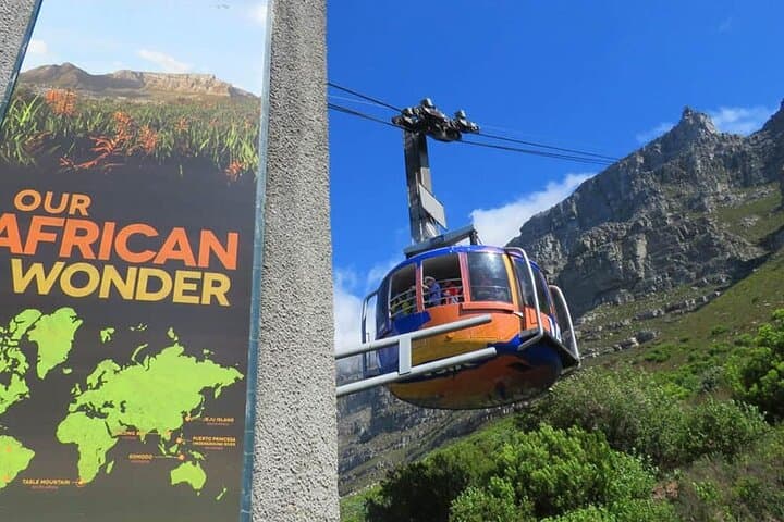 Robben Island and Table Mountain Cableway with Bo-Kaap Day Tour