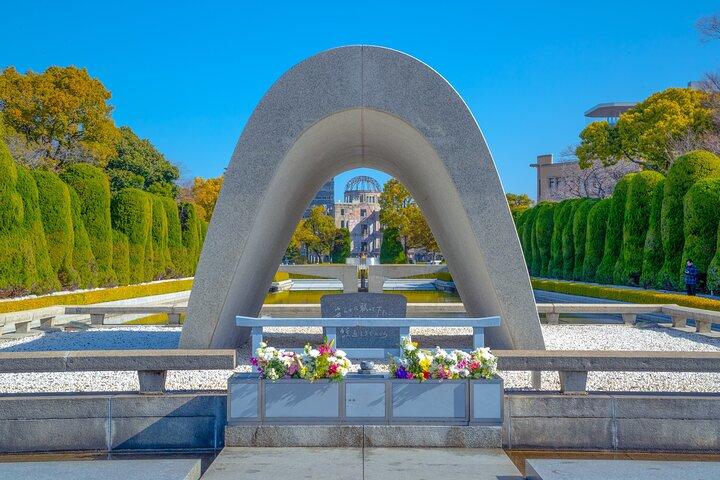 Hiroshima 3-Hour Peace Walking Private Tour with Local Guide