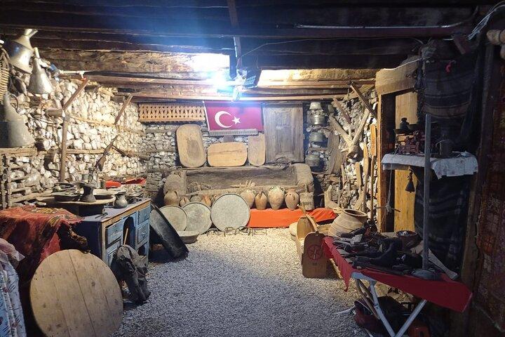 Ormana Altin Besik-tour vanaf Side