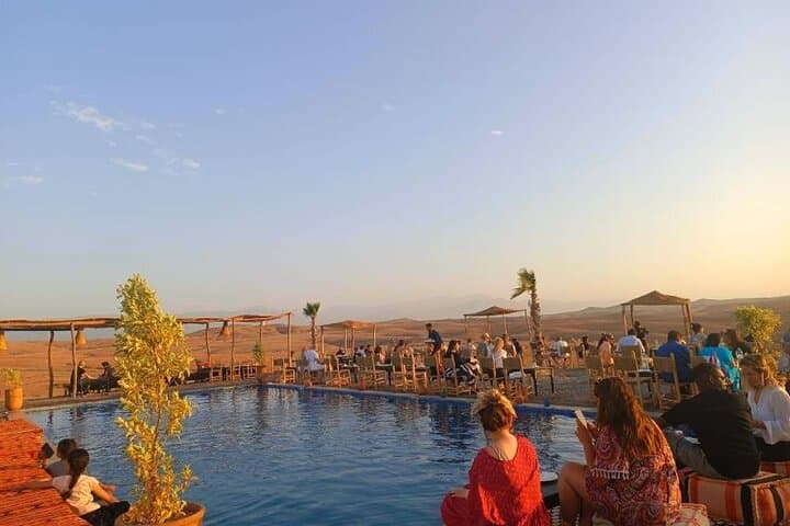 Marrakech: Dinner Show in Agafay Desert with Quad Bike and Camels