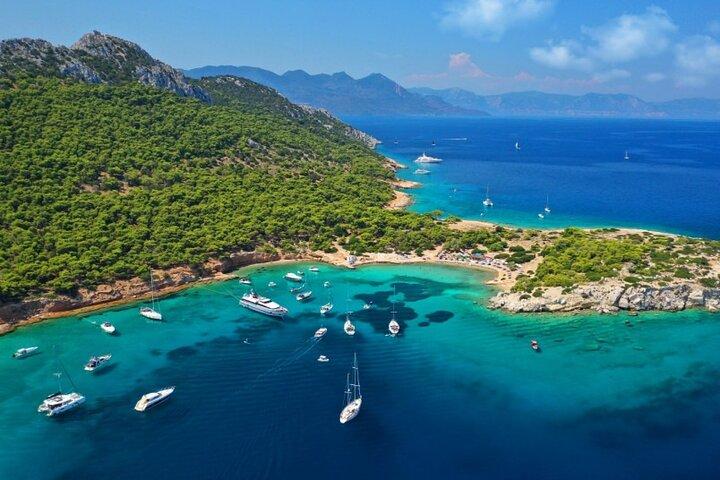 6 - Tagestour Athen, Delphi, Meteora & Bootsfahrt nach Ägina