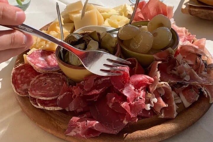 Exclusive wine tasting in Brunate