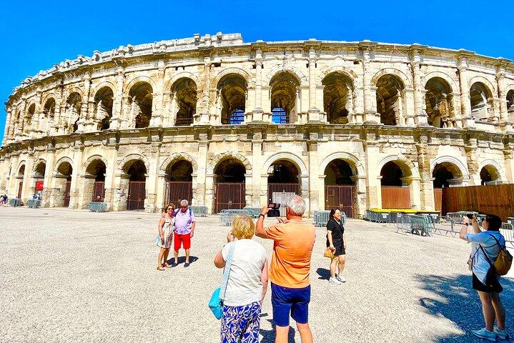 ポン デュ ガール、ニーム、オランジュ (ローマ時代の遺跡) への日帰り旅行